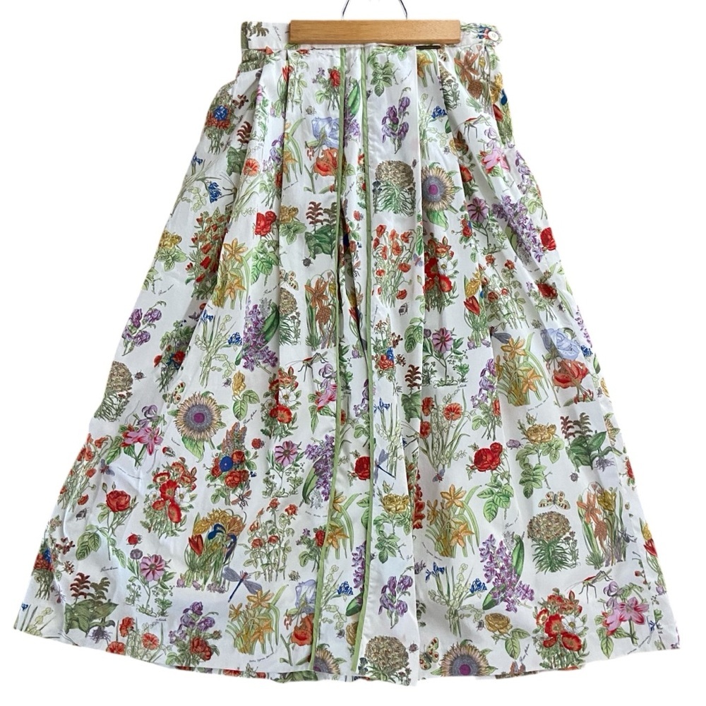 Vintage 90’s Geiger Floral & Bug Skirt 100% Cotton Absolutely Gorgeous Size 6/S